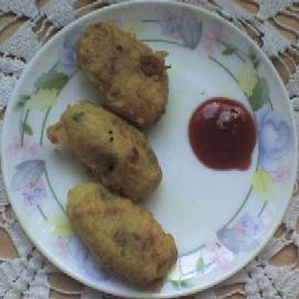 Aaloo Chop - Onion Stuffed       