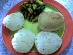 Suji ki Kachori          