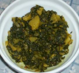 Aaloo Poi Saag         